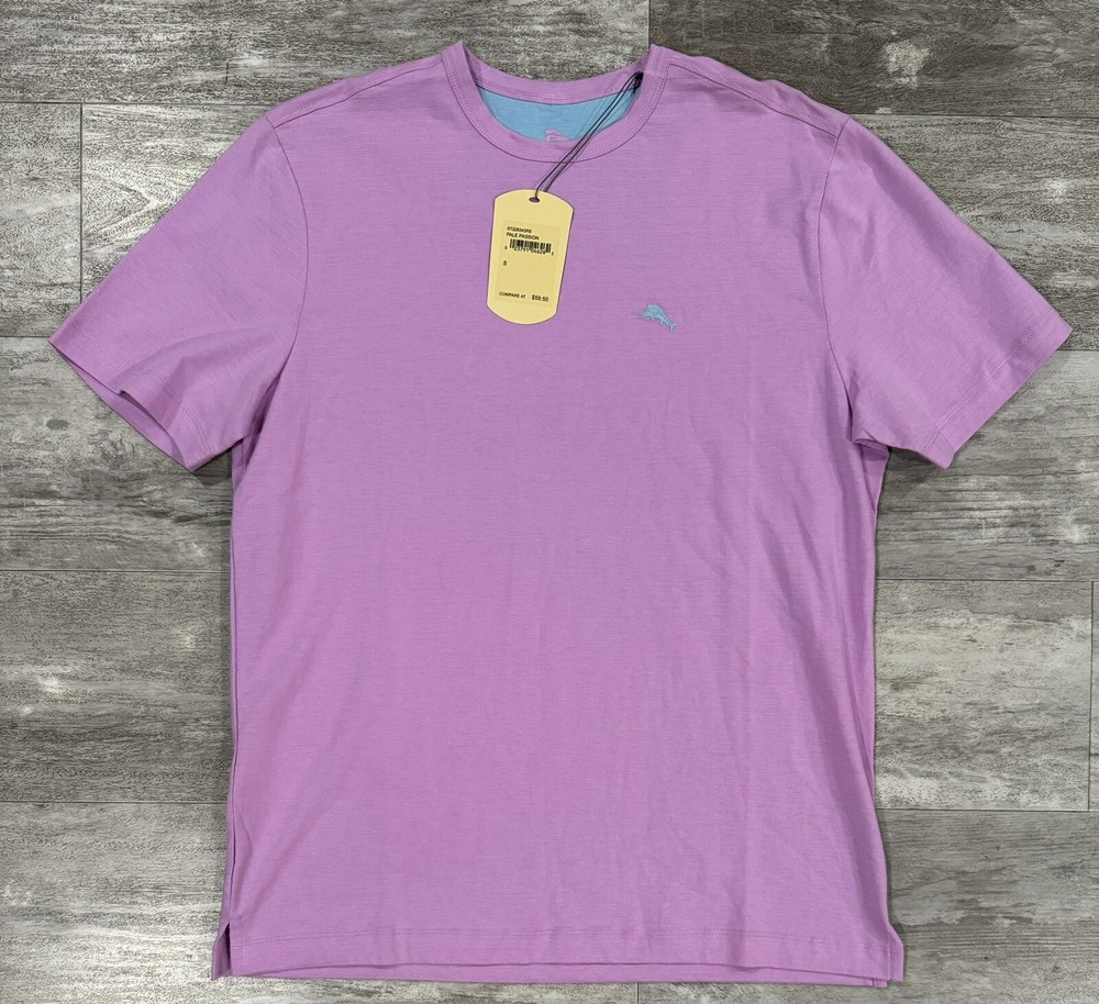 Tommy Bahama Mens T-shirt Size Small Pale Passion Light Purple Brand New