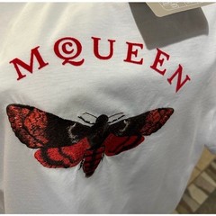 Men’s Alexander McQueen moth, embroidered cotton T-shirt size medium, NWT Italy