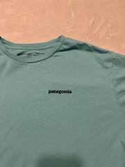 Patagonia P-6 Logo T Shirt Mens XL Blue Turquoise Graphic Tee