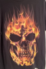 Way To Celebrate Halloween Shirt Burning Skull Men’s Large