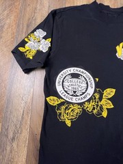 Upstanders Skull Varsity Roses College Athletics Sports Graphic Tee Medium Boxy