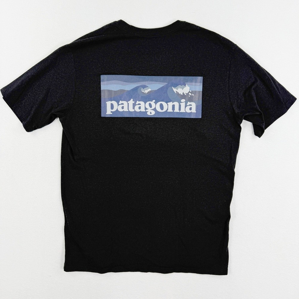 Patagonia Mens Responsibili-Tee Pocket T-Shirt S Black Board Logo 37655 NWT