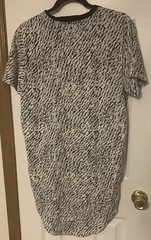 RISE AS 1NE White/Black Shirt w/Zippers High Low Shirt Medium Item #1161