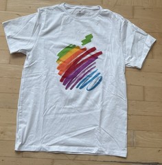 Exclusive Apple 50th Anniversary M Unworn White Graphic Tee Rainbow Apple Logo