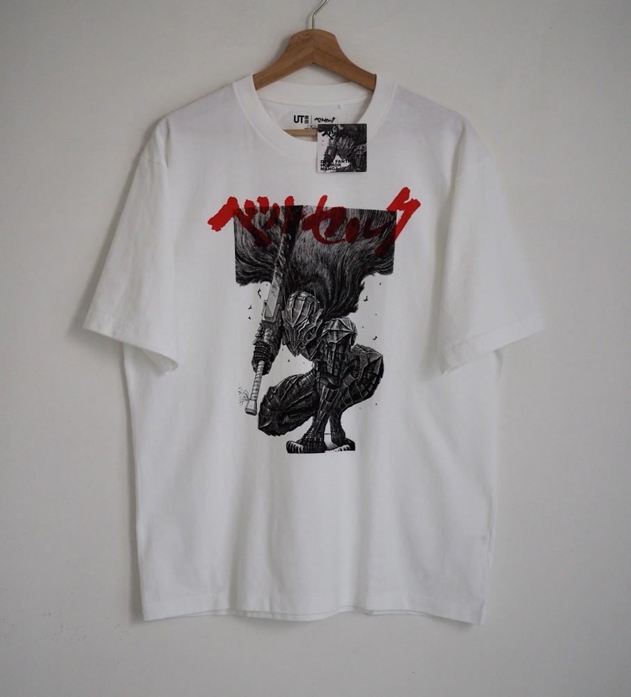 Berserk Dark Fantasy Horror Manga Uniqlo T Shirt Size Medium New