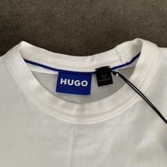 Hugo Boss T-Shirt Men’s Small Nola Stripe Crewneck Dog Graphic Print White/Blue