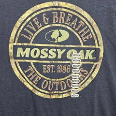 Mossy Oak Shirt Mens Medium Blue Live & Breathe Outdoors Camo Graphic Tee