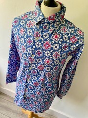 VTG mens 80’s LOTUS BLUE RETRO PATTERN LOOSE FIT LONG SLEEVED SHIRT 42″