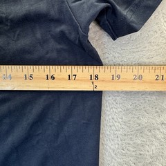 RHONE Mens Medium Navy Blue V Neck Pima Cotton Blend T Shirt Casual Workout EUC