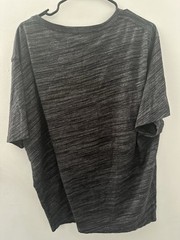 Gap Everyday Quotidien V-Neck T-Shirt Charcoal Gray Striped Short Sleeve NEW
