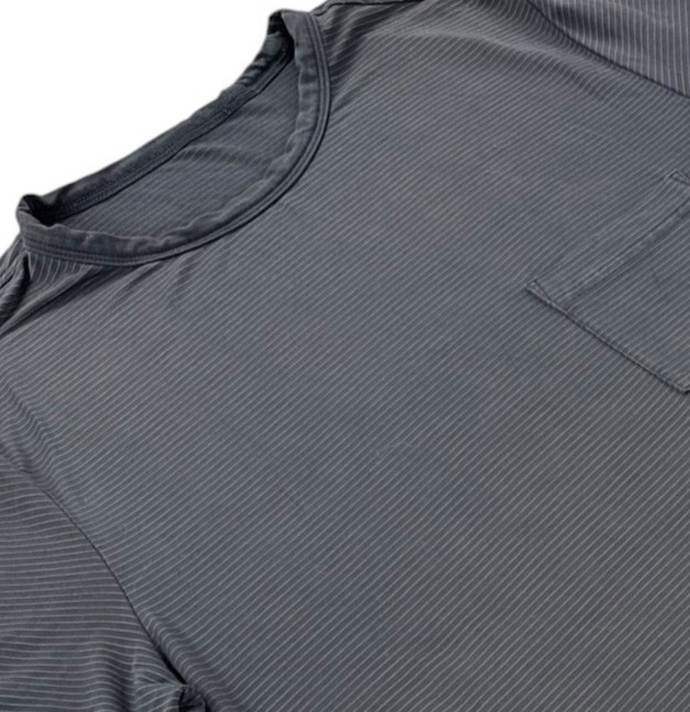 Vuori Feather Pocket Tee Men’s Large Gray Stretch Activewear Stretch