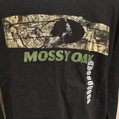 Mossy Oak Men’s Medium Long Sleeve Black T-Shirt With Camouflage Logo