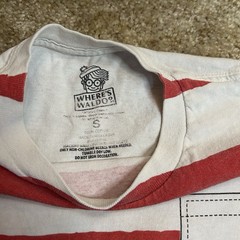 Where’s Waldo Faux Pocket W/h Glasses Short Sleeve T-Shirt Size Small