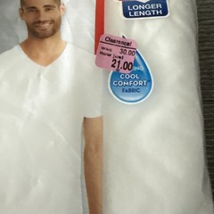 Vtg Hanes Men’s tagless V-Necks T-Shirts White 6 Pack Size S (34-36″) New In Pkg