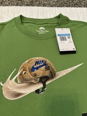 Nike SB Republique Max90 Snail Skate T-Shirt RARE Green Medium (FZ5283-350) NWT