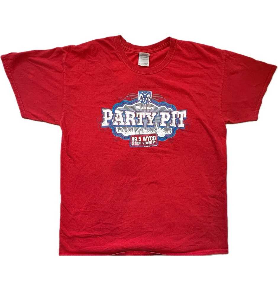 Vintage 99.5 WYCD Detroit Ram Party Pit Graphic T Shirt Red Gildan Size L