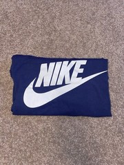 Nike Men’s Sportswear T-Shirt Active Short Sleeve Graphic Tee