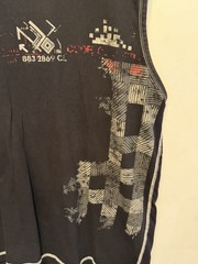 Motogear sleeveless muscle shirt, Black graphic print details on the front.Sz XL