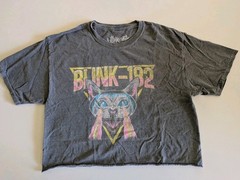 Blink-182 by Goodie Two Sleeves Cat Graphic Gray Men’s Crop Top T-Shirt S/M