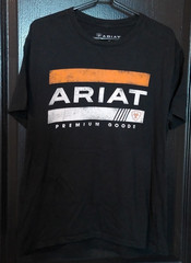 Ariat t shirt men medium