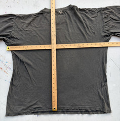Men’s Vintage Budapest T-Shirt Black Spell-Out XL Hungary HOLES Thrashed Paper