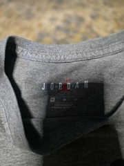 Jordan Gray Graphic Print Logo T-Shirt Mens M Regular Short Sleeve Crew Neck