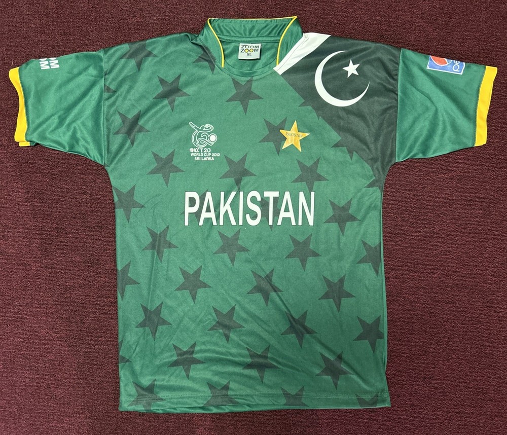 Men’s T20 ICC World Cup Cricket 2012 Pakistan Jersey size XL
