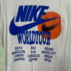 Nike Air Max World Tour Long Sleeve White Printed Graphic Tee Mens Medium