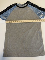 ASOS T-Shirt Men’s Medium Gray Velvet Detail Muscle Fit