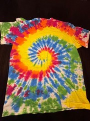 vintage 1980’s Hanes tie dye shirt Size Large