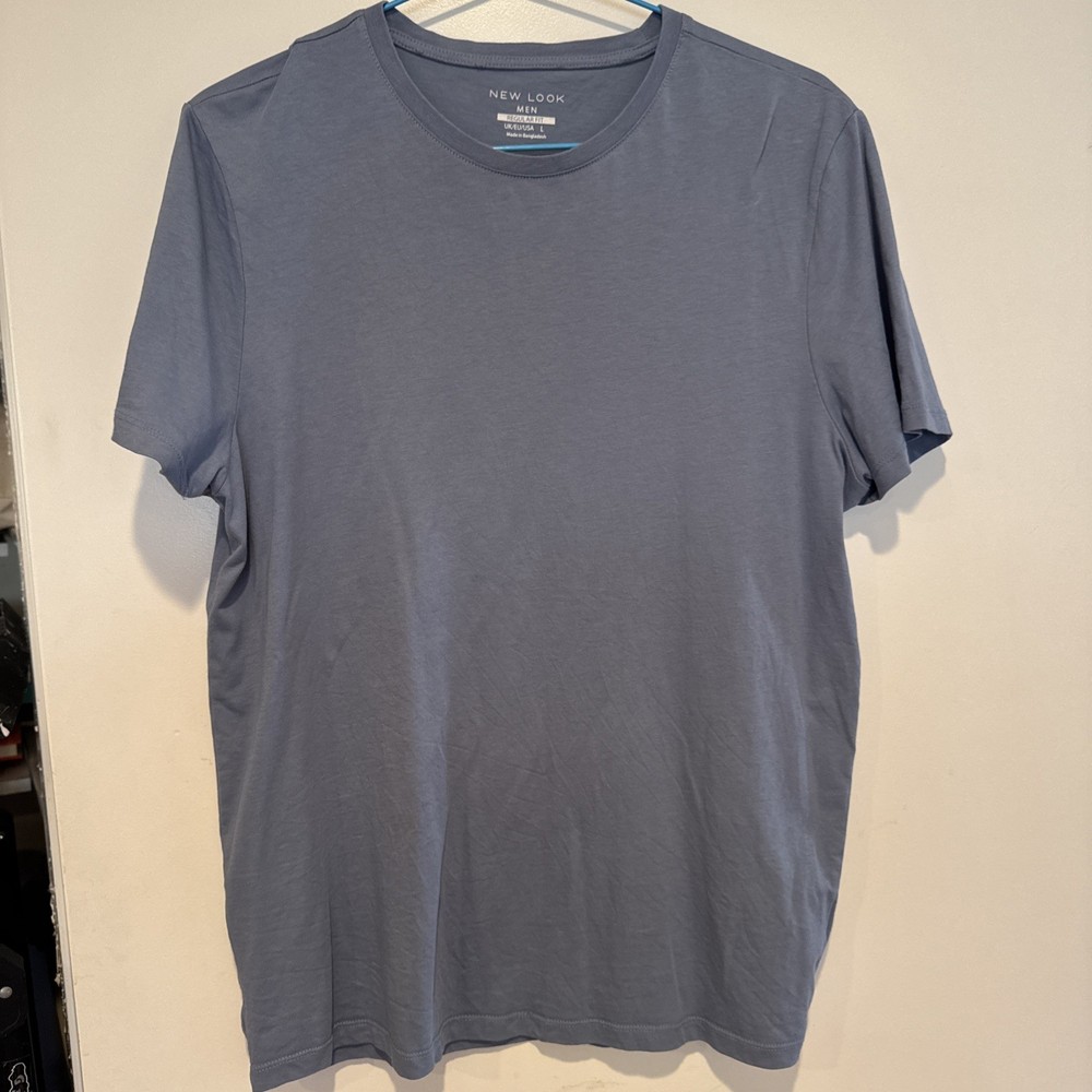 New Look Mens Blue Crew Neck Short Sleeve T-Shirt Size Large after Wash = Medium