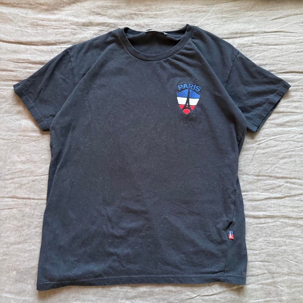 Air de Paris Collection Graphic Tee, Black, Size L — Eiffel Tower Embroidered