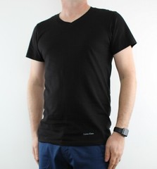 Calvin Klein Men’s T-Shirts V-Neck Undershirt, Classic Fit Tee Shirt, 3 Pack