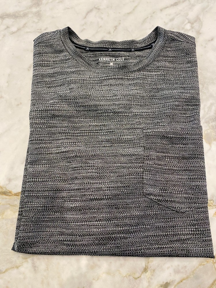Kenneth Cole Active Front Pocket Dark Gray Men’s Crewneck T-shirt Size Large