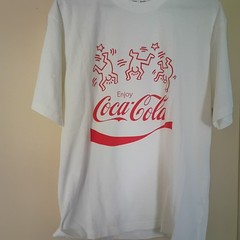 Uniqlo T-Shirt Mens Medium White Keith Haring Coca-Cola Casual Pop Art Tee