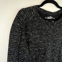 BKC Men’s M Black White Marled Crewneck Ribbed Pleated Long Sleeve Shirt Biker