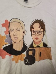 Gildan Ultra Cotton Funny T Shirt Men’s Medium Dwight Eminem Puzzle Kettlebell