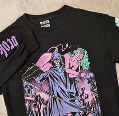 Broken Promises Men’s Medium Reaper and Succubus Long sleeve Graphic T-Shirt