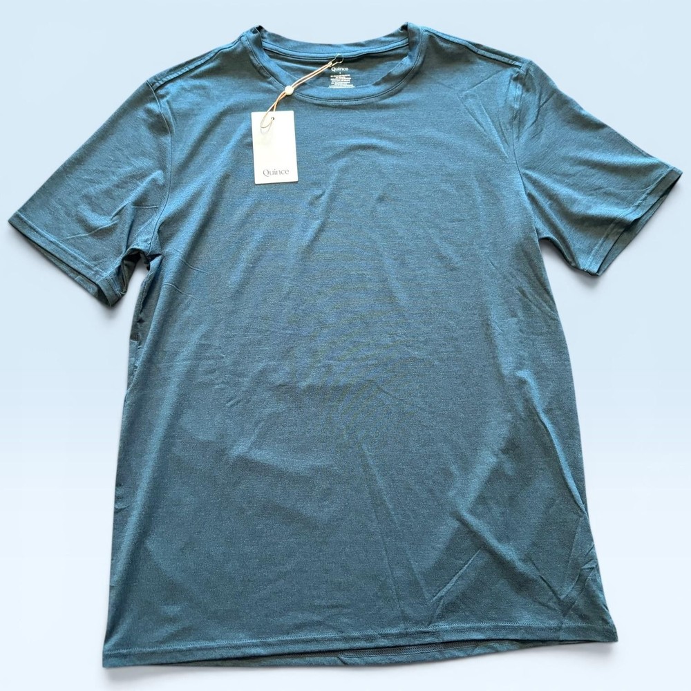 Quince Shirt Mens Medium Blue Stretch Tagless Crewneck Tee T-Shirt Recycled
