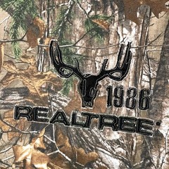 Buckhorn River Mens Realtree Camo T-Shirt XL 1986 Deer Skull Graphic Brown Green