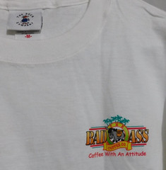 Bad Ass Coffee Company Maui Hawaii T-shirt 36″ Chest M NOS USA Fabric/Print