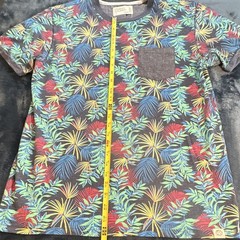 Free Planet Regular Fit Crew Neck Short Sleeve Pocket T-Shirt Tropical Floral L