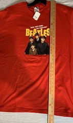 New Beatles Here They Come American Tour 1964 Shirt Red Size Large 2002 NWT