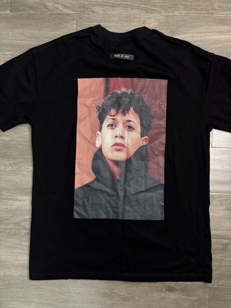 Fear of God FOG Essentials KH20 Kamala Harris T-Shirt Tee Size Medium Black