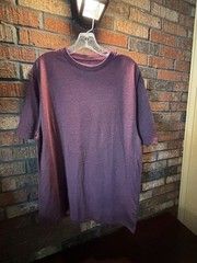 Men’s NWOT Fanatics Heathered Burgundy Short Sleeve Crew Neck T-Shirt Size Large