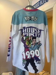 Headgear Classics Kid ‘n Play House Party 1990 V-Neck Long Sleeve T-Shirt M
