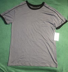 No Boundaries3 Pieces Tee shirts Men’sSz M(38-40) 1 Piece W Oversize GraphicBlue