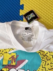Total Request Live Men’s T-shirt size L