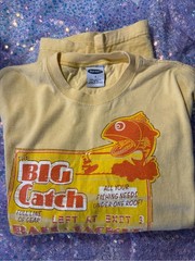 Vintage Old Navy Mens M Big Catch Bait And Tackle Fishing Fish T Shirt