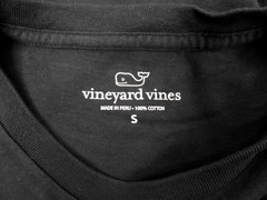 Men’s Vineyard Vines Black T-Shirt with Pocket Size Small (S) – New With Tags